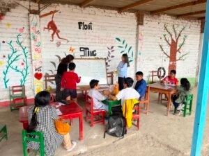 Community teaching in Pachacutec, Lima