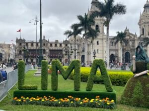 Plaza Mayor, Lima