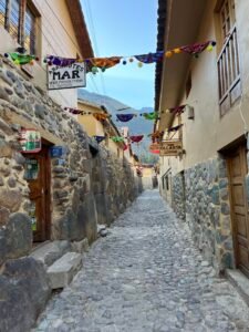 Alleyways in Ollantaytambo town